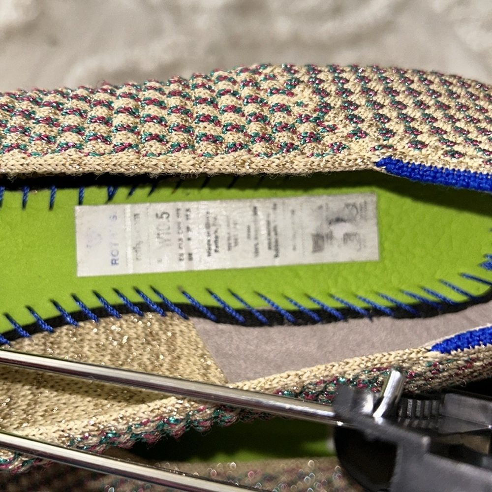Rothy’s Multi Metallic Point Size 10.5 Euc Retire… - image 8